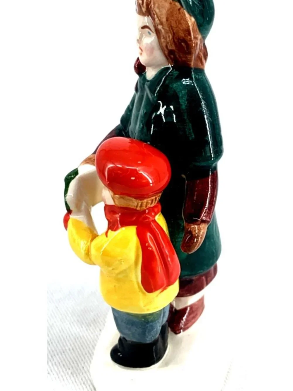 Dept 56 Caroling Family Christmas Snow Village Set of 3 Figures #5105-5 Porcelai